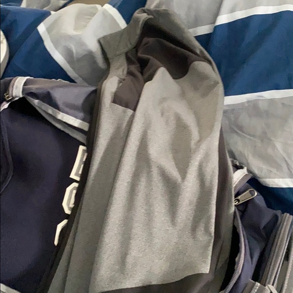 Lululemon Zip Up Jacket - Picture 4 of 4